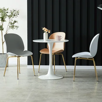 Обеденный стул в скандинавском стиле, легкий роскошный стул из стекловолокна для отдыха, современный простой стул для молочного чая, креативный стул со спинкой